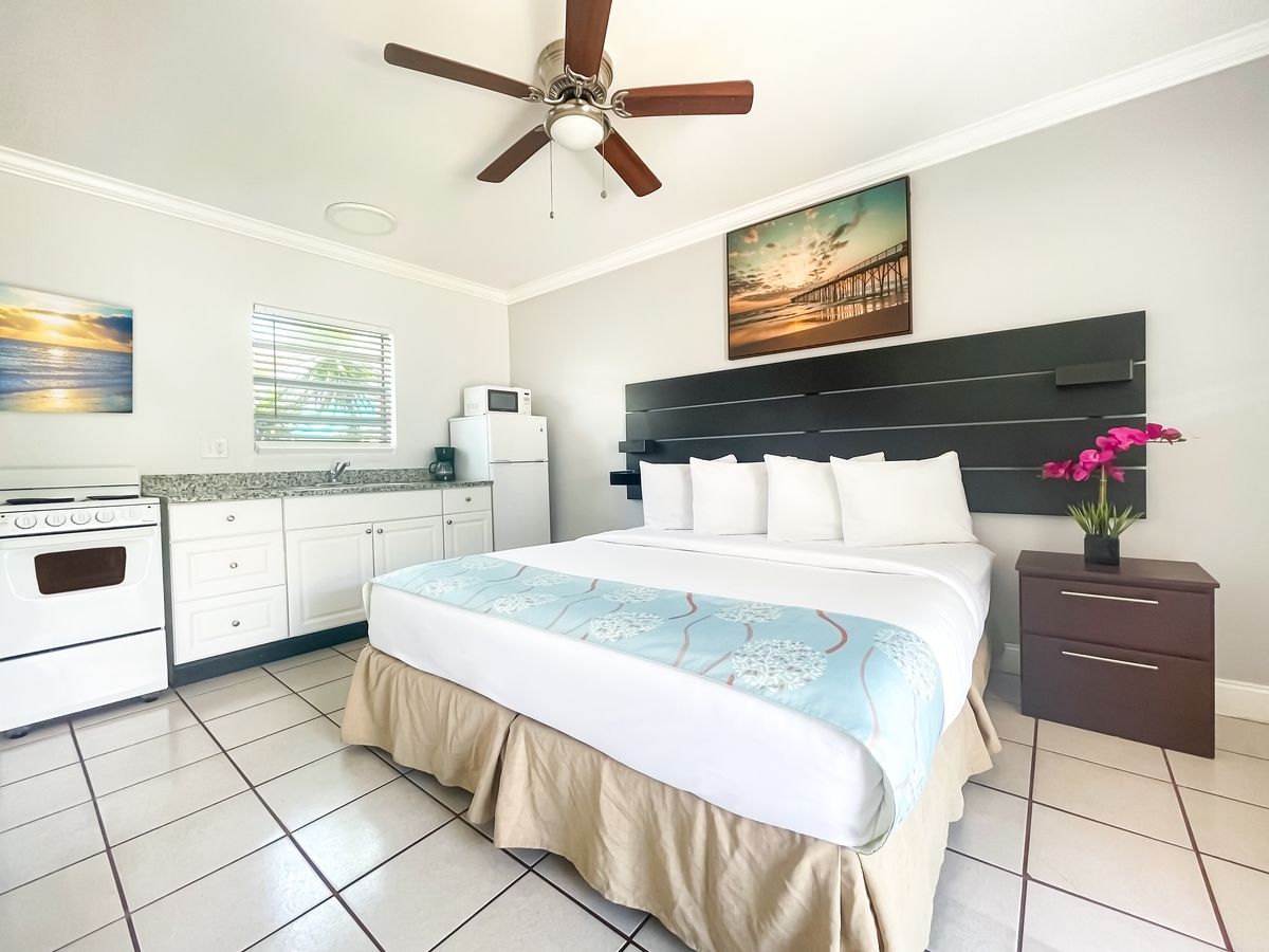 Ocean Villas at Hollywood Beach Hotels, photo 3
